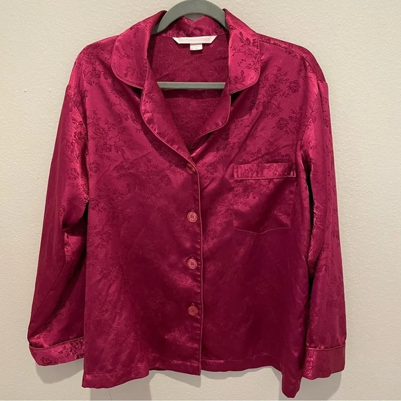 Victoria’s Secret fuchsia satin long sleeve floral button up pajama top small - Picture 2 of 10